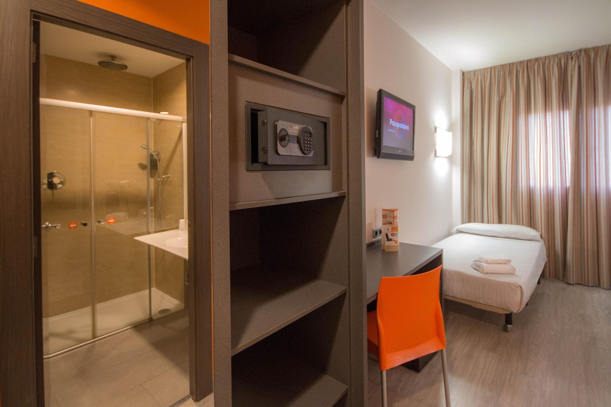 H2 Fuenlabrada Hotel Екстериор снимка