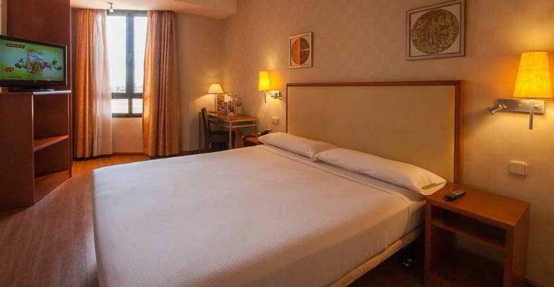 H2 Fuenlabrada Hotel Екстериор снимка