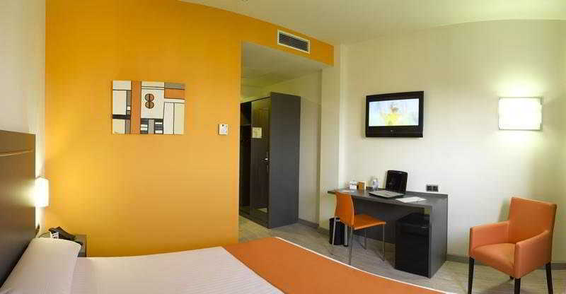 H2 Fuenlabrada Hotel Екстериор снимка